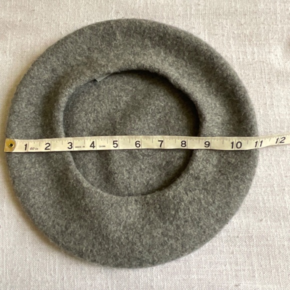 •14th & Union Grey Wool Beret Unisex O/S NWOT - Picture 8 of 9